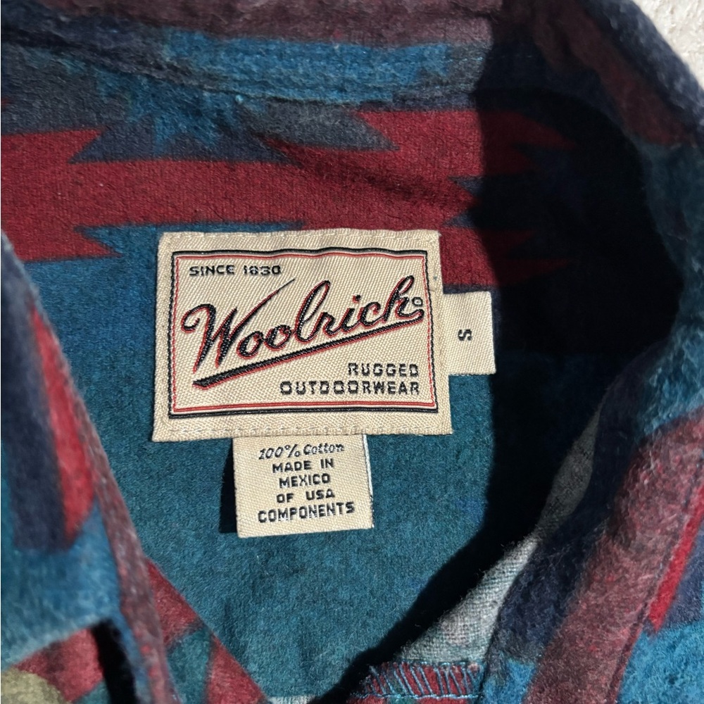 Woolrich small button down down aztec western - image 4